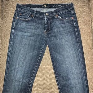 EUC 7 for all Mankind Straight Leg Jeans Size 27.